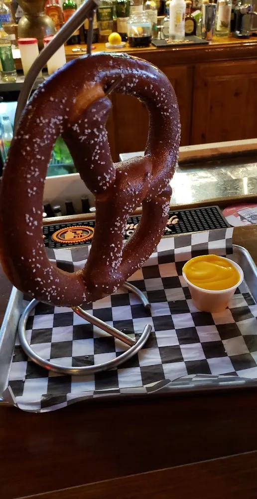 Pretzel with Cheese